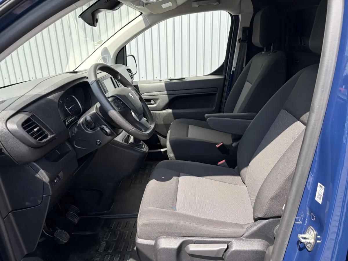 2.0 HDi 145*ACC*2XSCHUIF*NAVI*CAMERA*HAAK*CARPLAY*