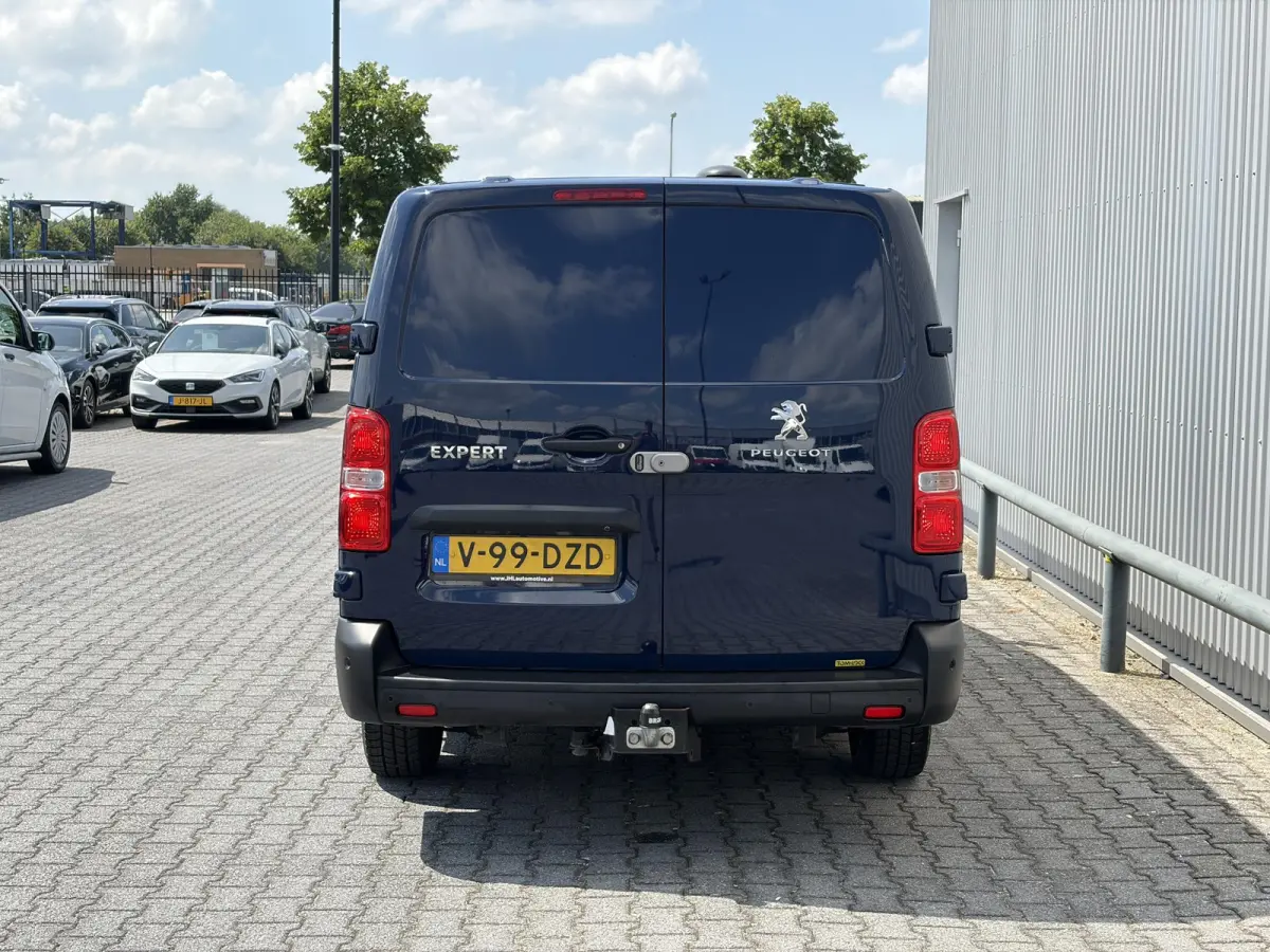 2.0 HDi 145*ACC*2XSCHUIF*NAVI*CAMERA*HAAK*CARPLAY*