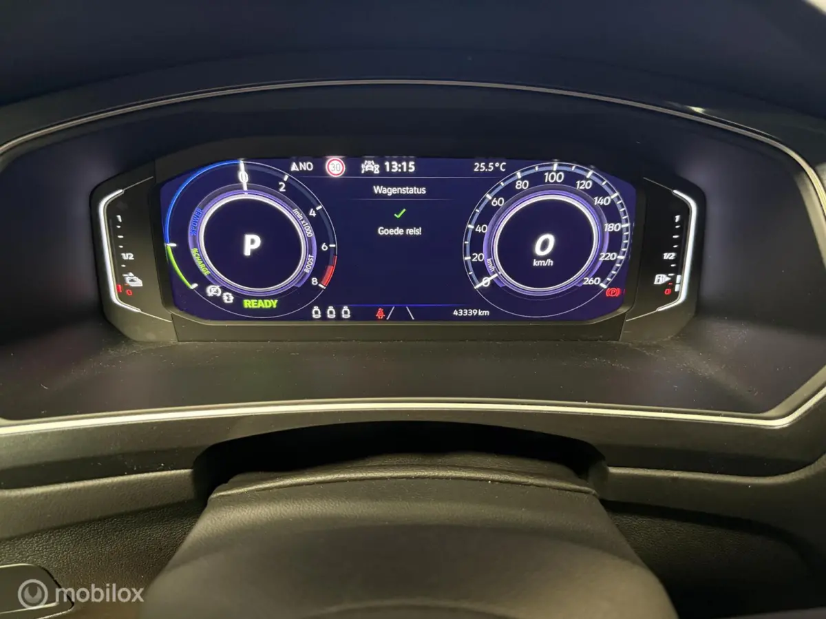 1.4 TSI eHybrid R-Line Business+ PANO KEYLESS