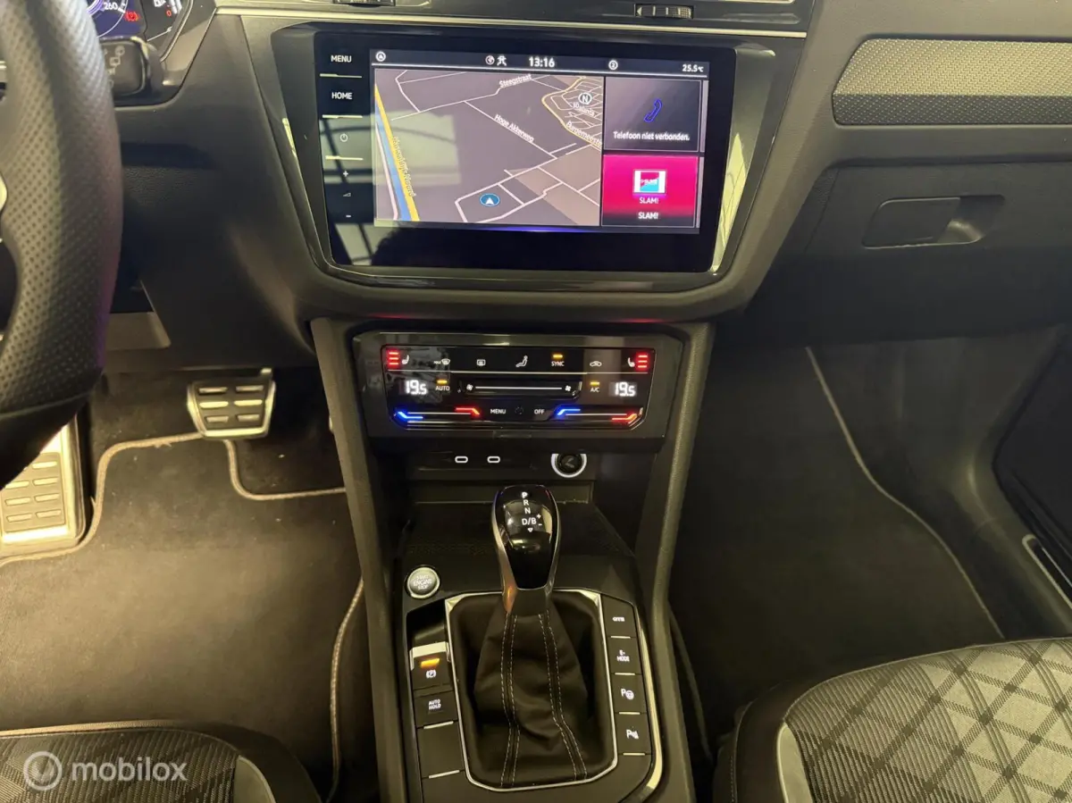 1.4 TSI eHybrid R-Line Business+ PANO KEYLESS