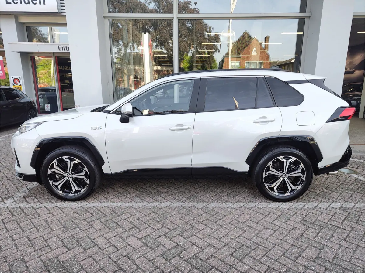 2.5 PLUG-IN HYBRID STYLE Stuurverwarming | 4WD | Carplay/Android