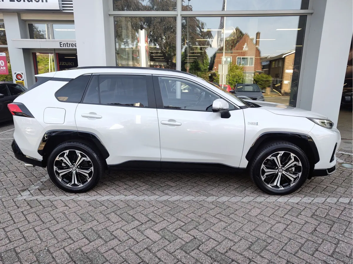 2.5 PLUG-IN HYBRID STYLE Stuurverwarming | 4WD | Carplay/Android
