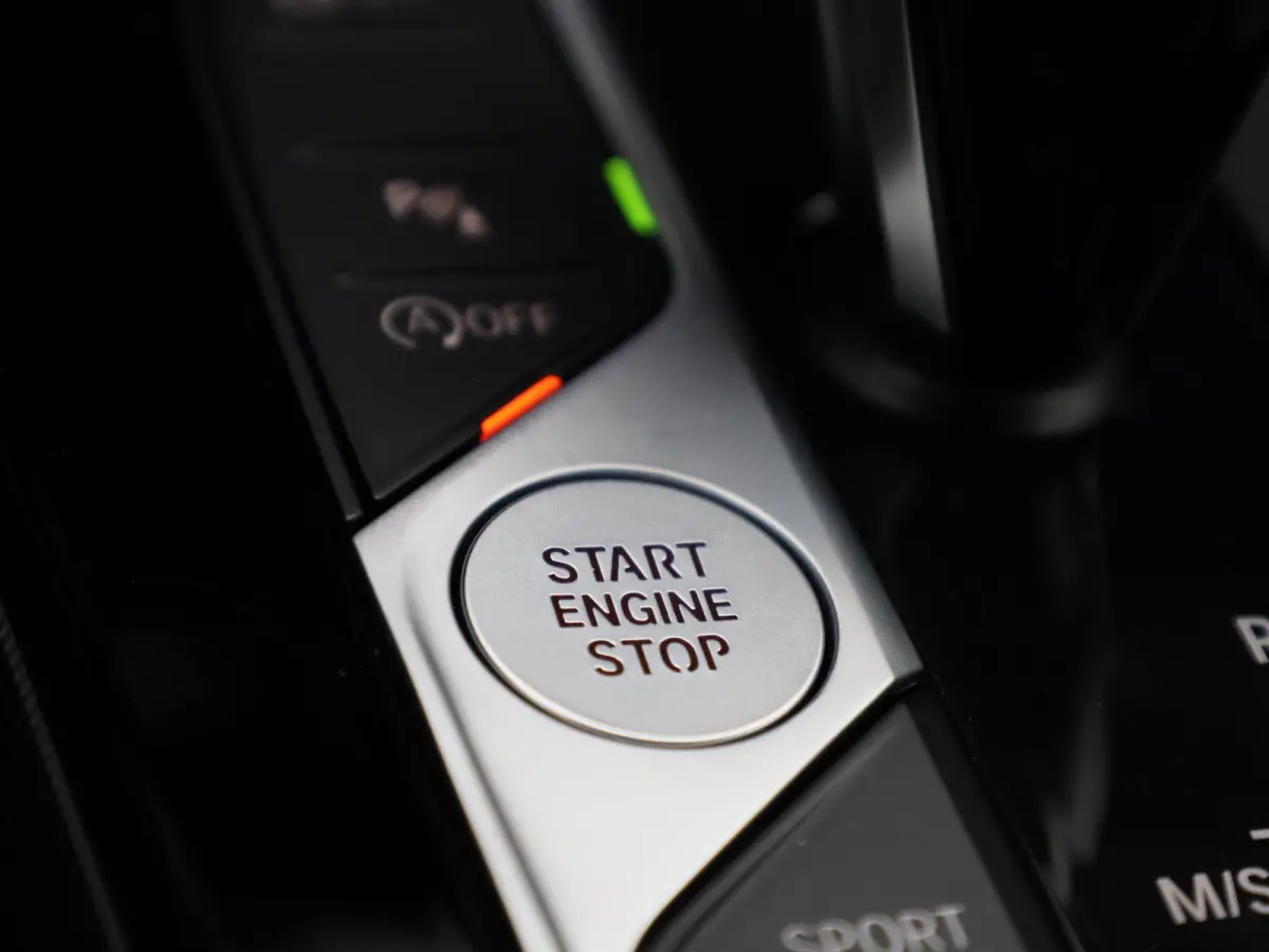 120i Business Edition | M Sport / BMW M 50 Jahre | BMW Live Professional | Adaptieve LED koplampen | Apple Carplay/Android Auto | Active Guard Plus | 12 Maanden BOVAG Garantie |
