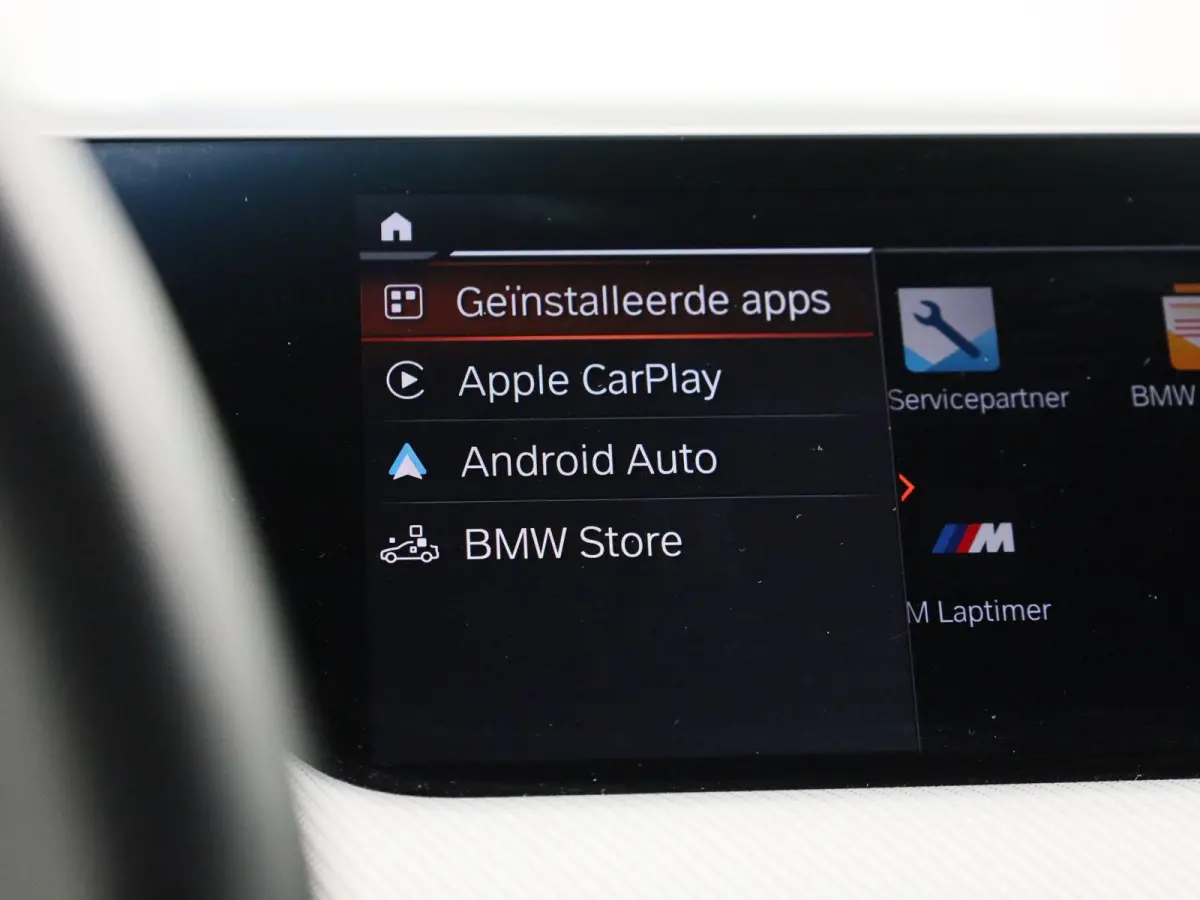 120i Business Edition | M Sport / BMW M 50 Jahre | BMW Live Professional | Adaptieve LED koplampen | Apple Carplay/Android Auto | Active Guard Plus | 12 Maanden BOVAG Garantie |