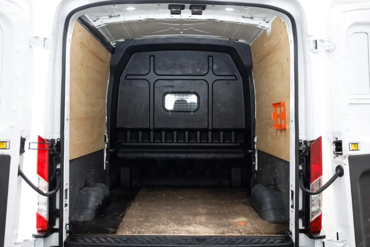 2.0 TDCI 170pk RWD L3H2 Trend D.C. Airco/Cruise Control/Trekhaak 2900kg 10-2020