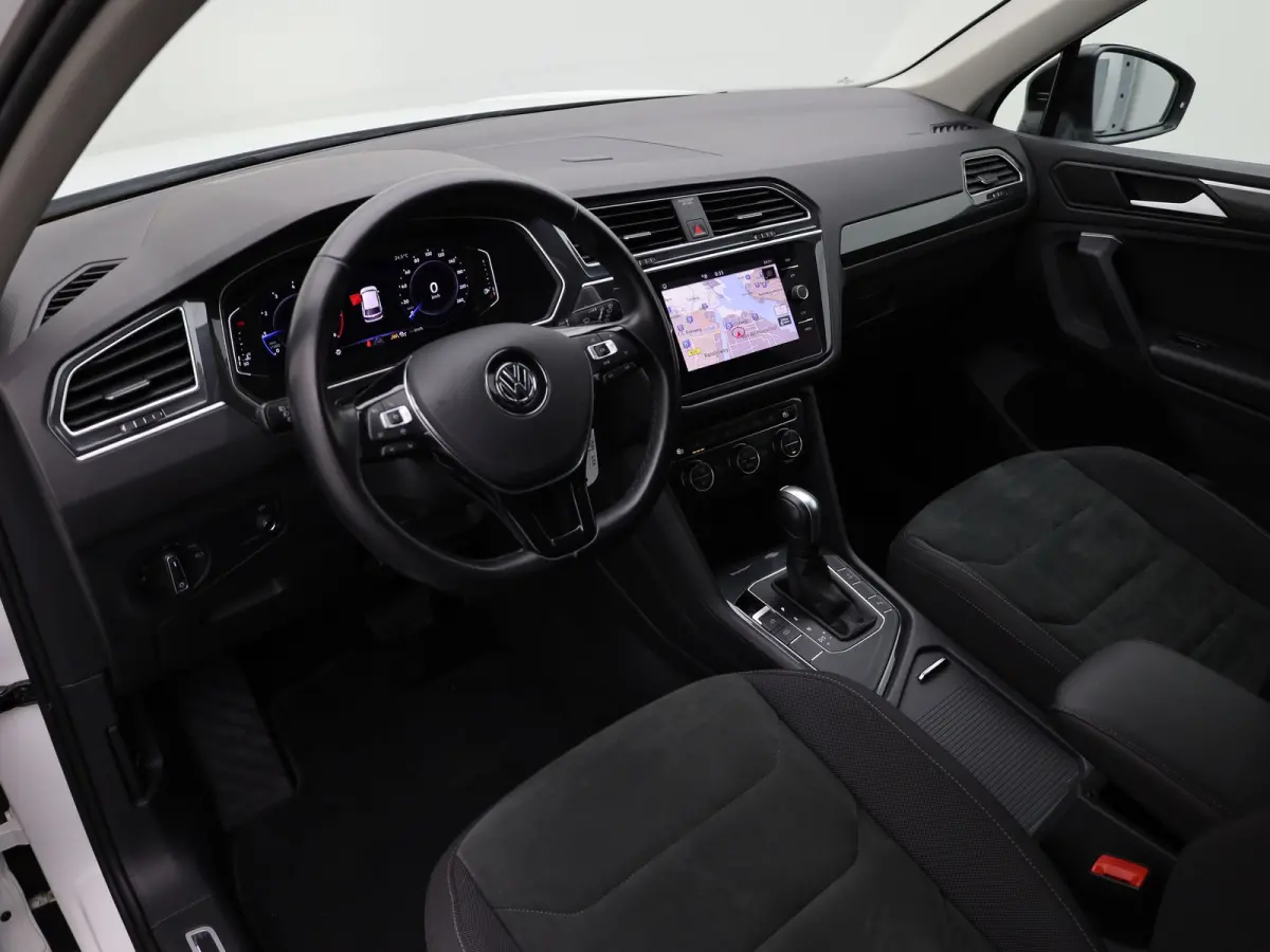 1.5 TSI ACT Highline Business R | Black Style | Head Up | Side Assist | Elk. A-klep | Prijs Rijklaar!!