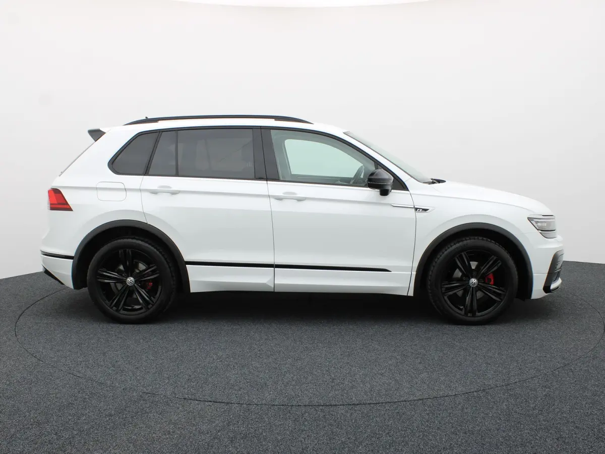1.5 TSI ACT Highline Business R | Black Style | Head Up | Side Assist | Elk. A-klep | Prijs Rijklaar!!