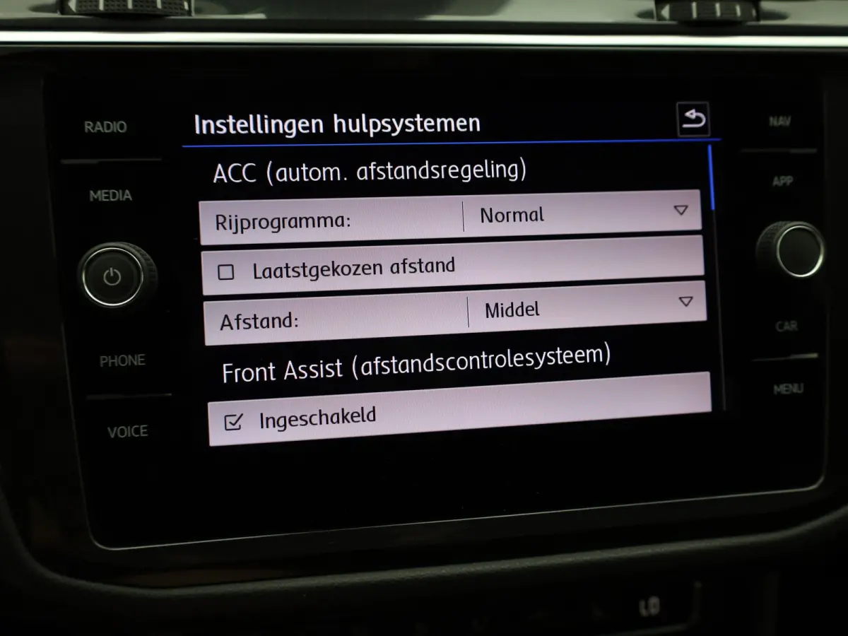 1.5 TSI ACT Highline Business R | Black Style | Head Up | Side Assist | Elk. A-klep | Prijs Rijklaar!!