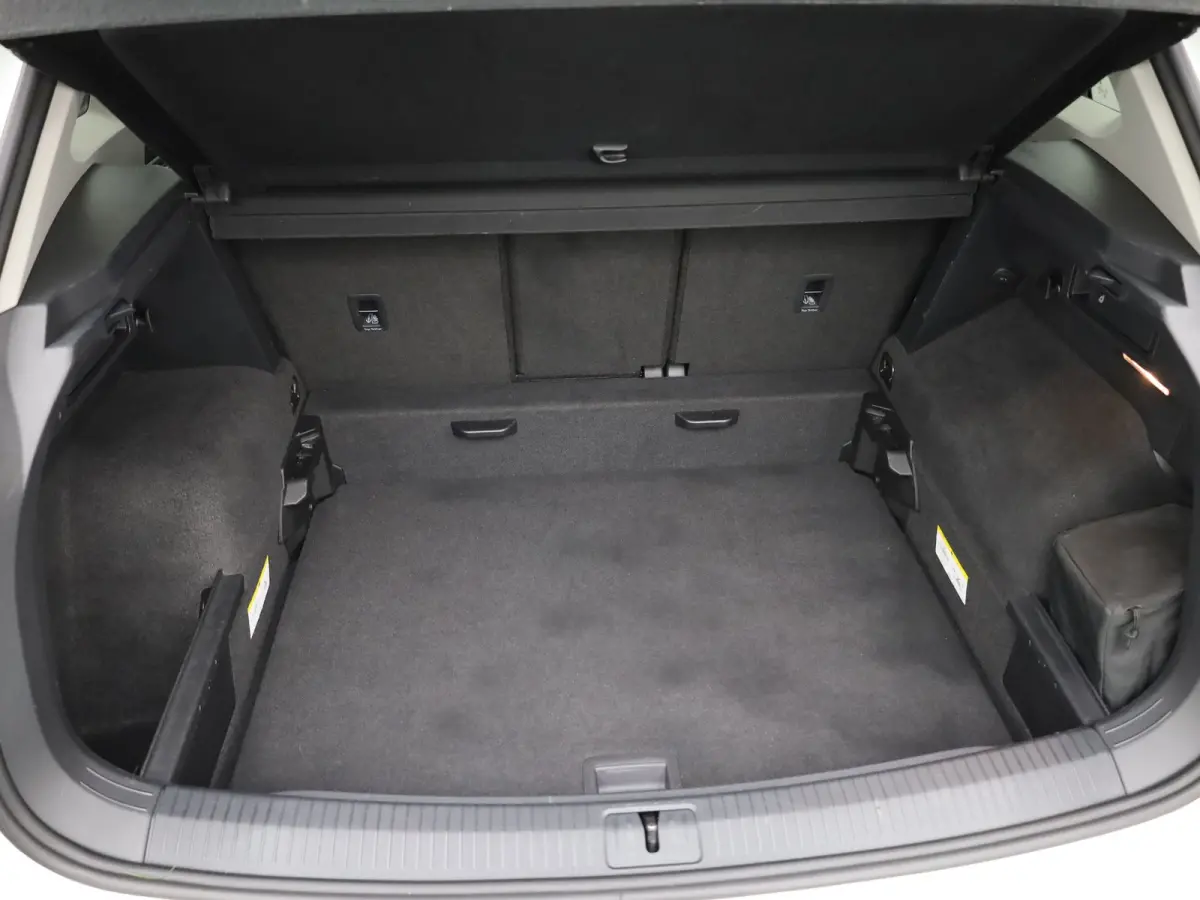 1.5 TSI ACT Highline Business R | Black Style | Head Up | Side Assist | Elk. A-klep | Prijs Rijklaar!!