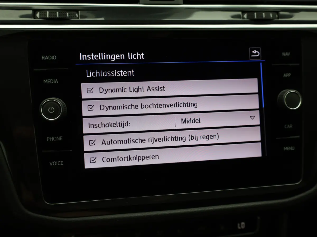 1.5 TSI ACT Highline Business R | Black Style | Head Up | Side Assist | Elk. A-klep | Prijs Rijklaar!!