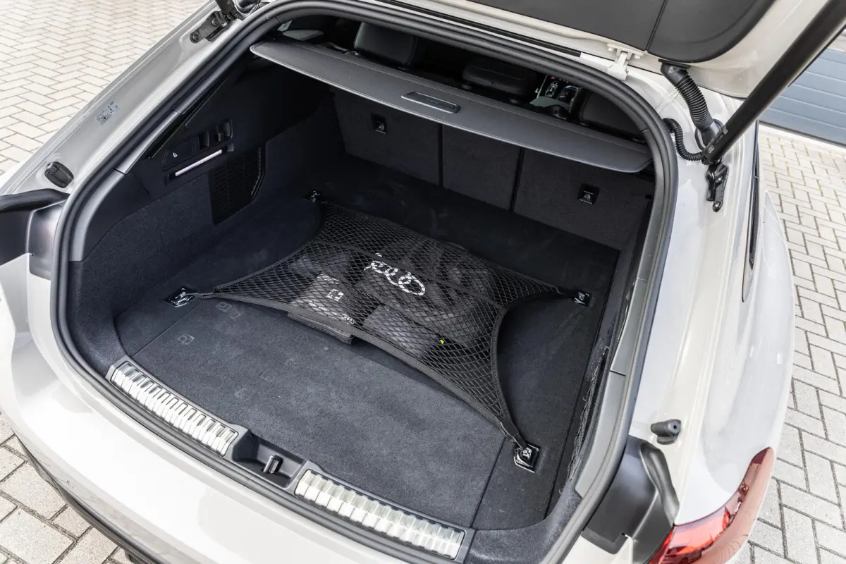 2.0 e-hybrid 367pk quattro S edition Competition | Luchtvering | Panoramadak | Bang & Olufsen | Trekhaak