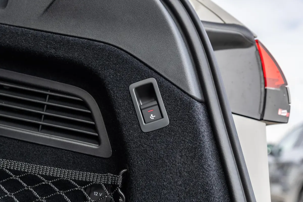 2.0 e-hybrid 367pk quattro S edition Competition | Luchtvering | Panoramadak | Bang & Olufsen | Trekhaak