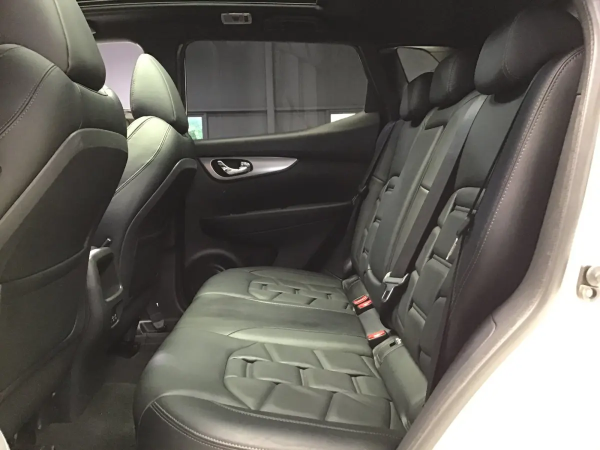 1.3 DIG-T Tekna + I Pano I Dealer I Leder I 360Cam I Navi I Keyless I Led I Bose I Elec + Memory +Stoelverw I 160PK