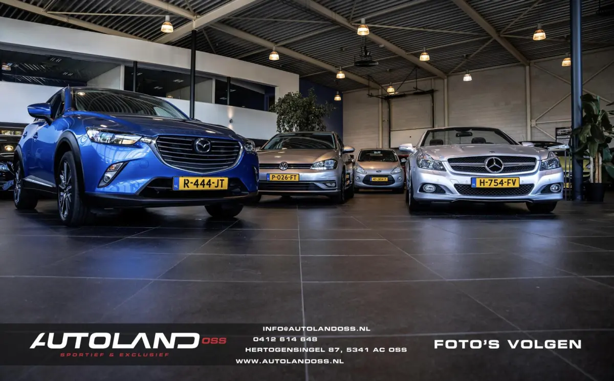 1.0 TCe Carplay Cruise Led navi Camera BJ 2024 Eerste Eigenaar Nieuwstaat 17330 Km Gereden Fabrieksgarantie tot 14-11-2027 incl 12 maanden garantie