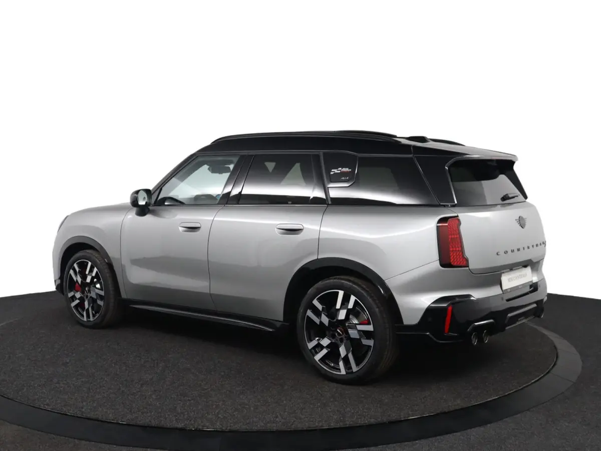 JCW Countryman ALL4 JCW | Pakket XL | Trekhaak | Panoramadak | Elektrisch verstelbare stoelen | Driving Assistant Professional | Head-Up Display | Harman Kardon