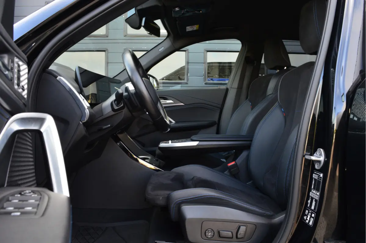 xDrive23i | M-PAKKET | 360 CAM | H&K | MASSAGE | HUD | KEYLESS |