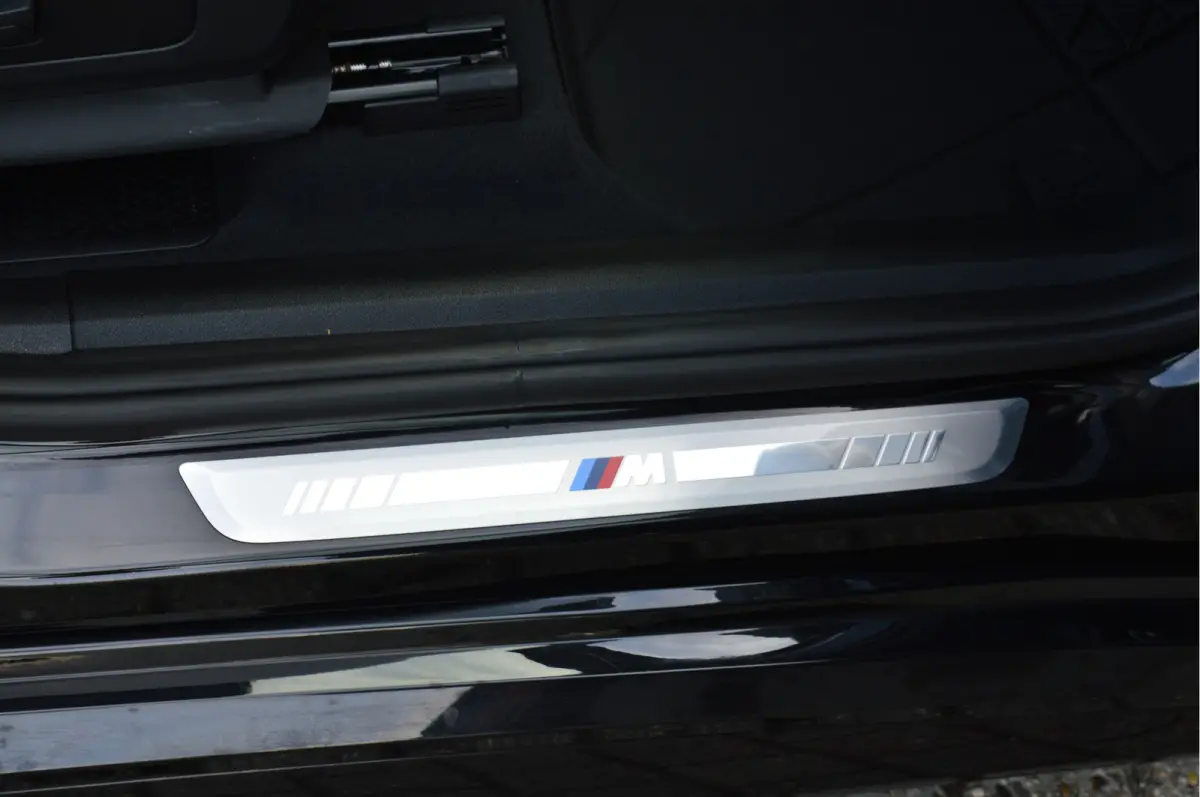 xDrive23i | M-PAKKET | 360 CAM | H&K | MASSAGE | HUD | KEYLESS |