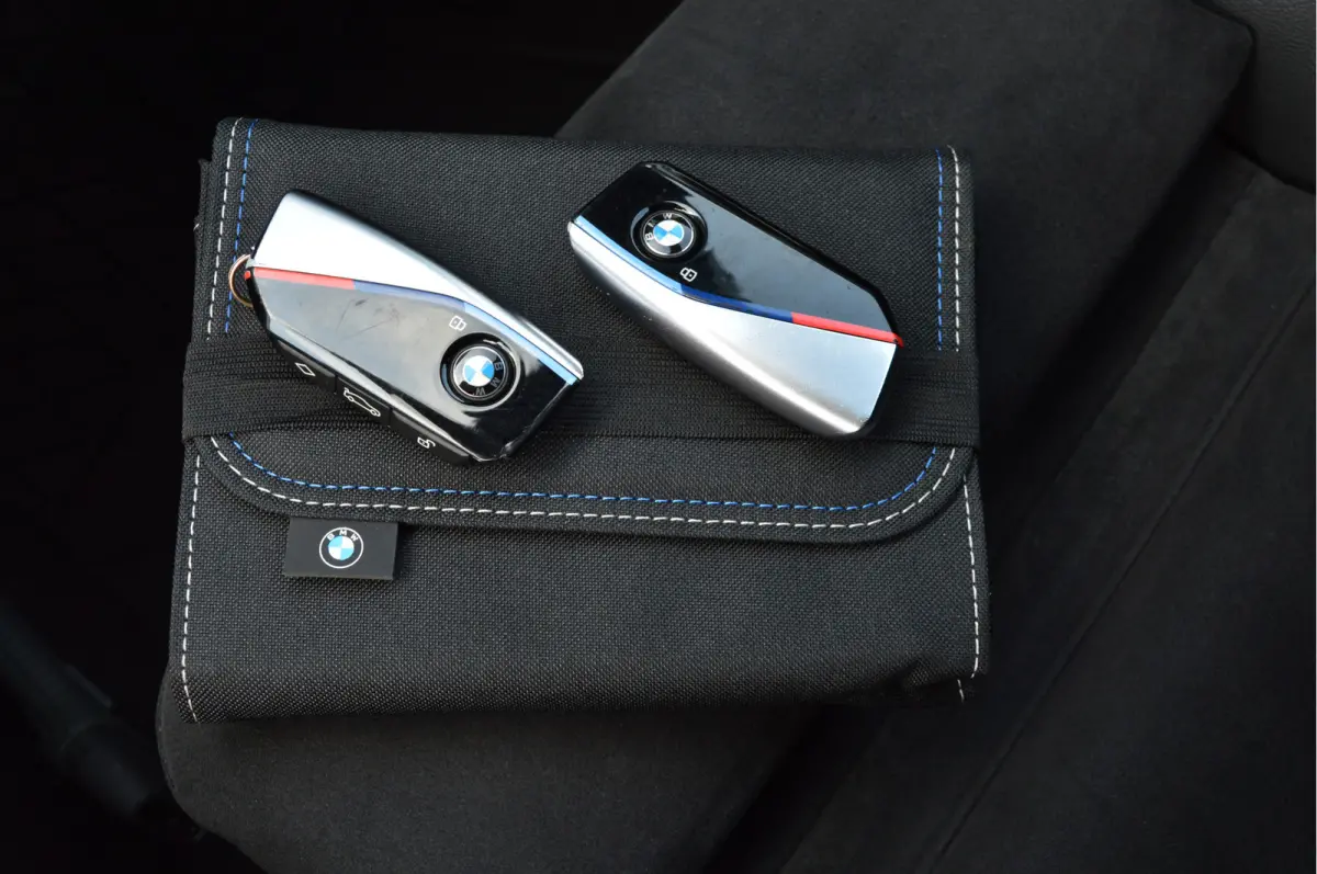 xDrive23i | M-PAKKET | 360 CAM | H&K | MASSAGE | HUD | KEYLESS |