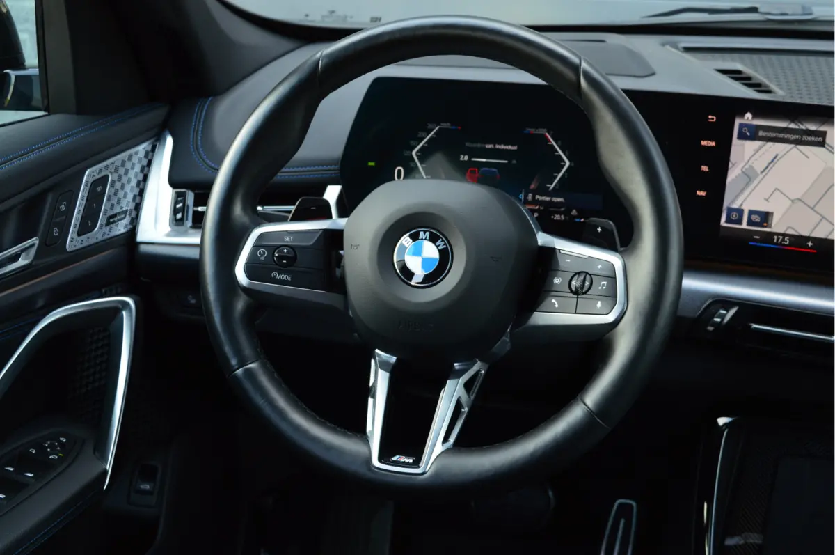 xDrive23i | M-PAKKET | 360 CAM | H&K | MASSAGE | HUD | KEYLESS |