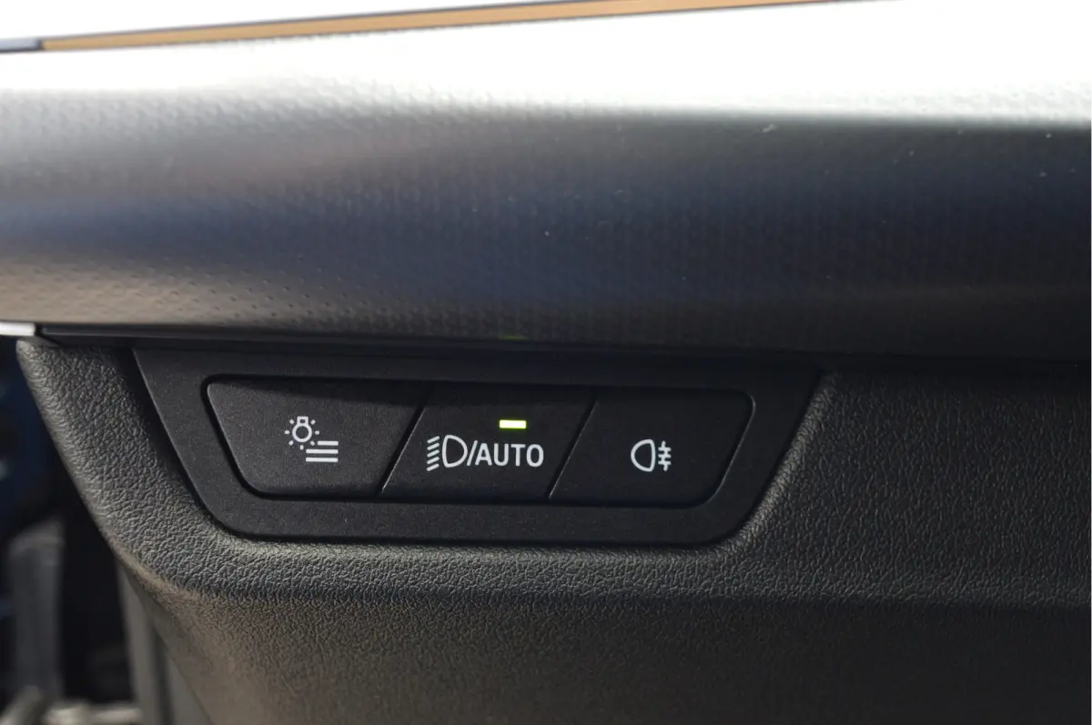 xDrive23i | M-PAKKET | 360 CAM | H&K | MASSAGE | HUD | KEYLESS |