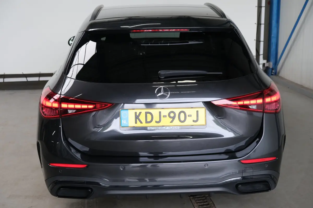 200 Luxury Line