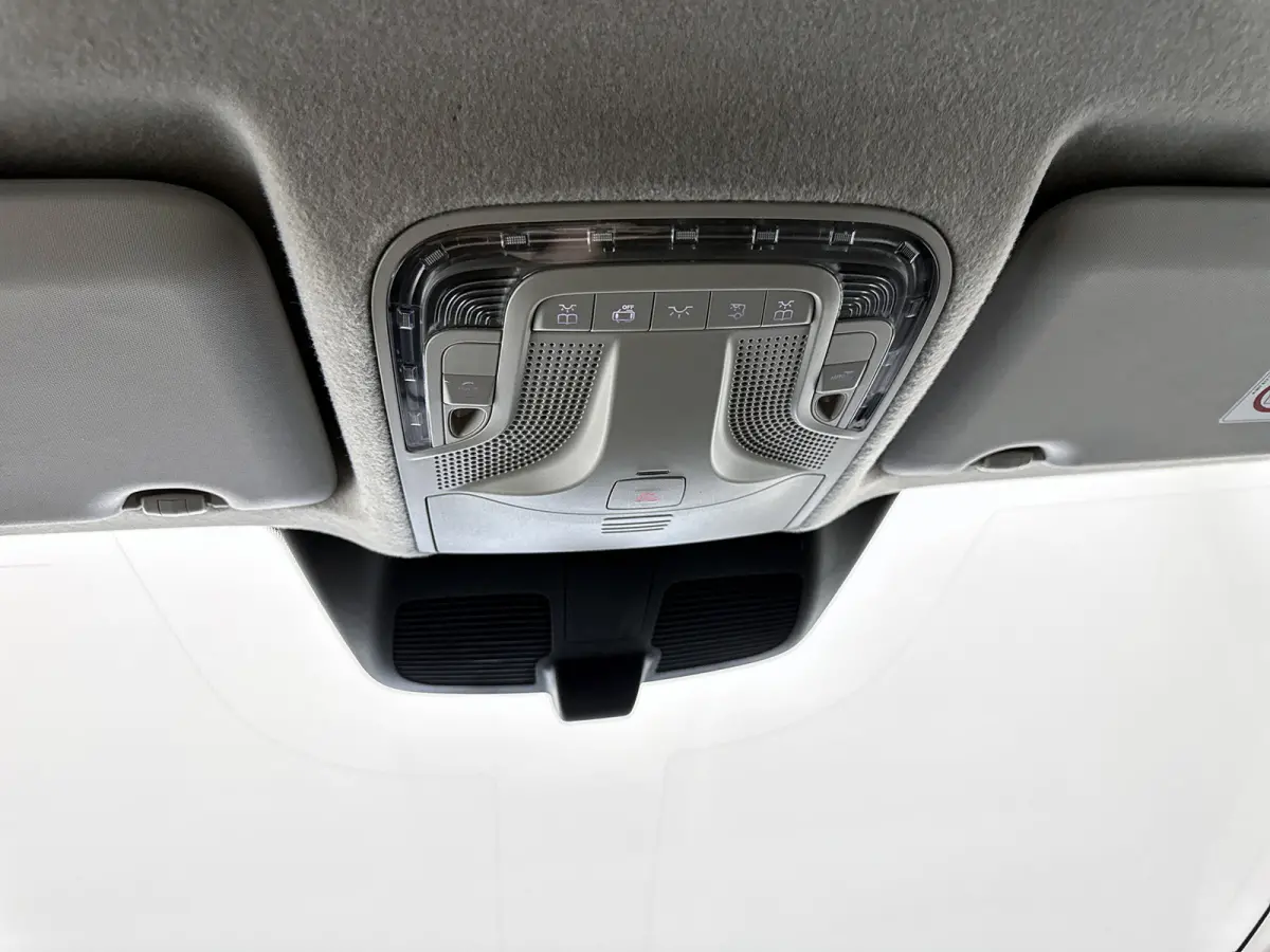 116 CDI L2 Pro Led-multibeam Trekhaak Parkeerpakket Carplay Cruise control Obsidian zwart