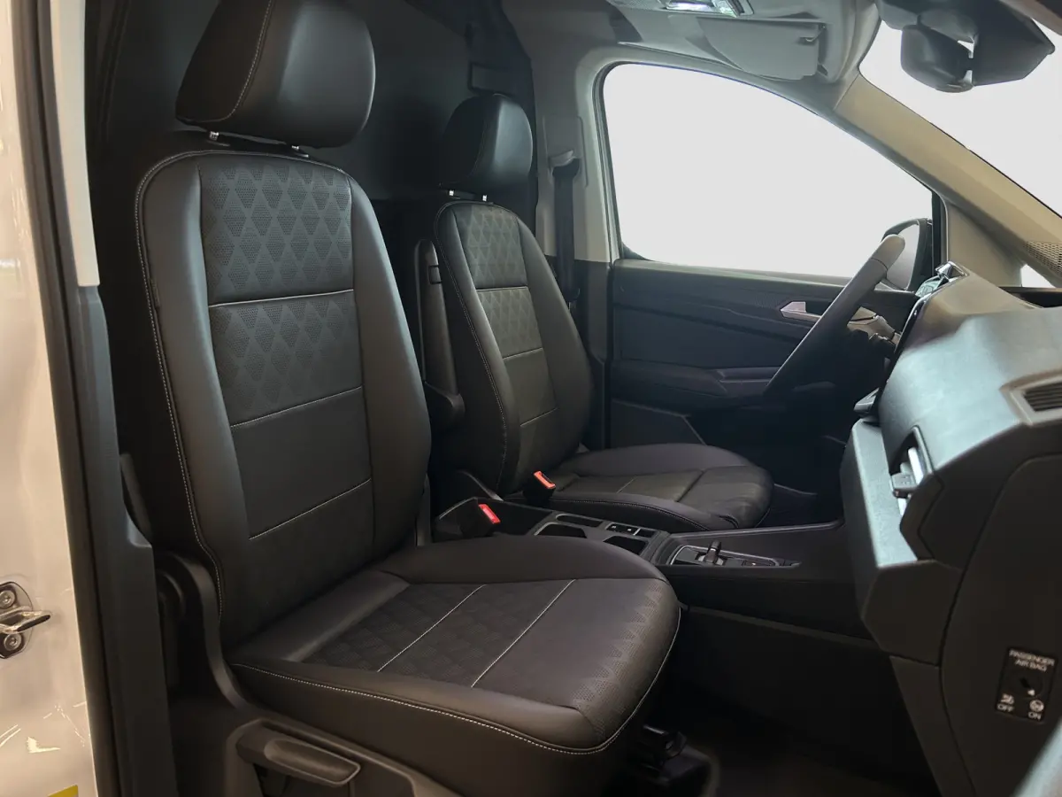 1.5 EcoBoost PHEV L1 Limited | Direct Leverbaar! | Camera | Cruise Control | Stoelverwarming
