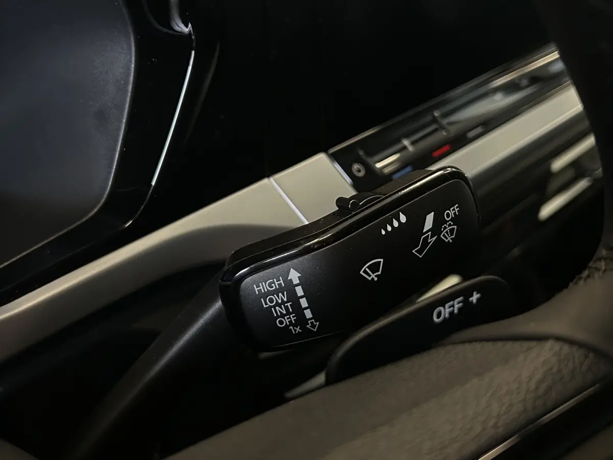 1.5 EcoBoost PHEV L1 Limited | Direct Leverbaar! | Camera | Cruise Control | Stoelverwarming