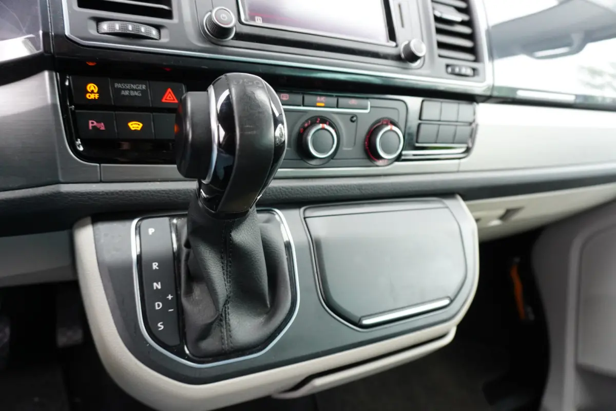 204pk Automaat L2H1 LED Apple carplay Trekhaak Navigatie ACC Cruise control Parkeersensoren