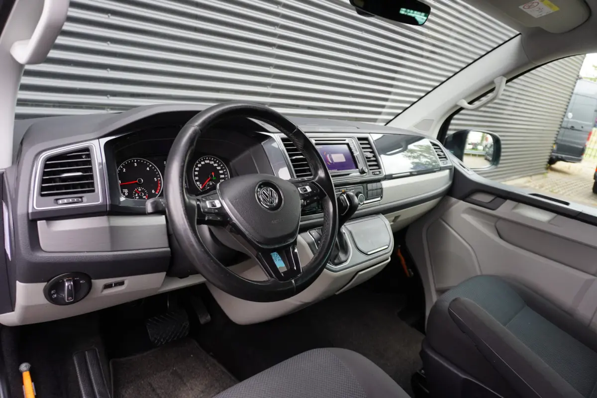 204pk Automaat L2H1 LED Apple carplay Trekhaak Navigatie ACC Cruise control Parkeersensoren