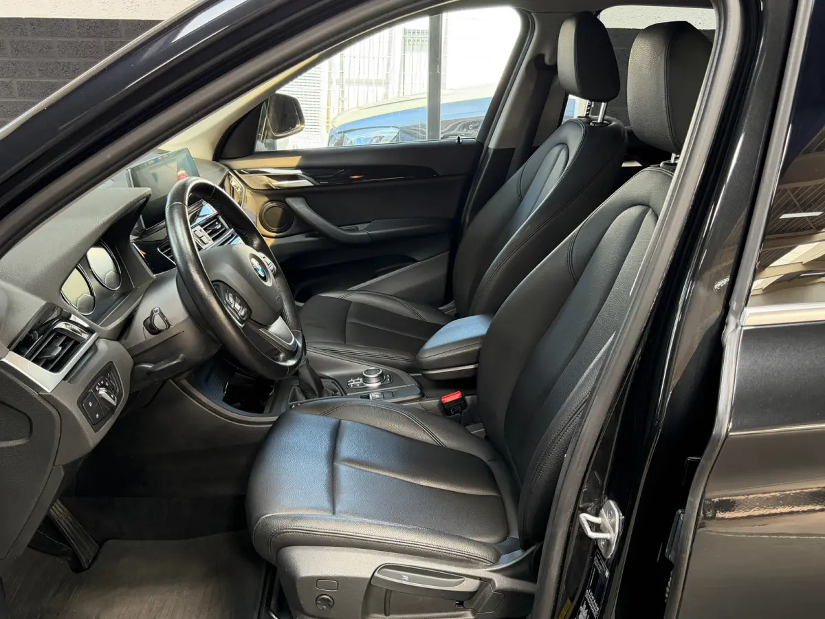 XDrive25e High Executive | HUD | Camera | Leder | Led | Stoelverwarming | Plug in Hybrid