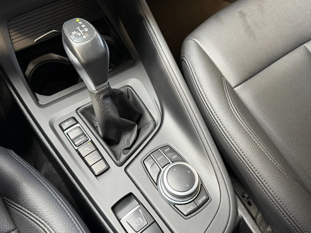 XDrive25e High Executive | HUD | Camera | Leder | Led | Stoelverwarming | Plug in Hybrid