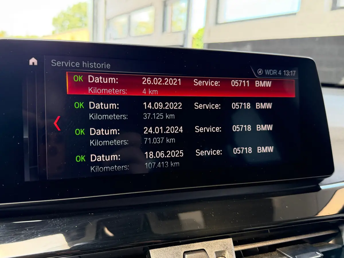 XDrive25e High Executive | HUD | Camera | Leder | Led | Stoelverwarming | Plug in Hybrid