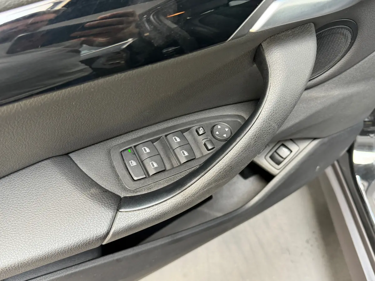 XDrive25e High Executive | HUD | Camera | Leder | Led | Stoelverwarming | Plug in Hybrid