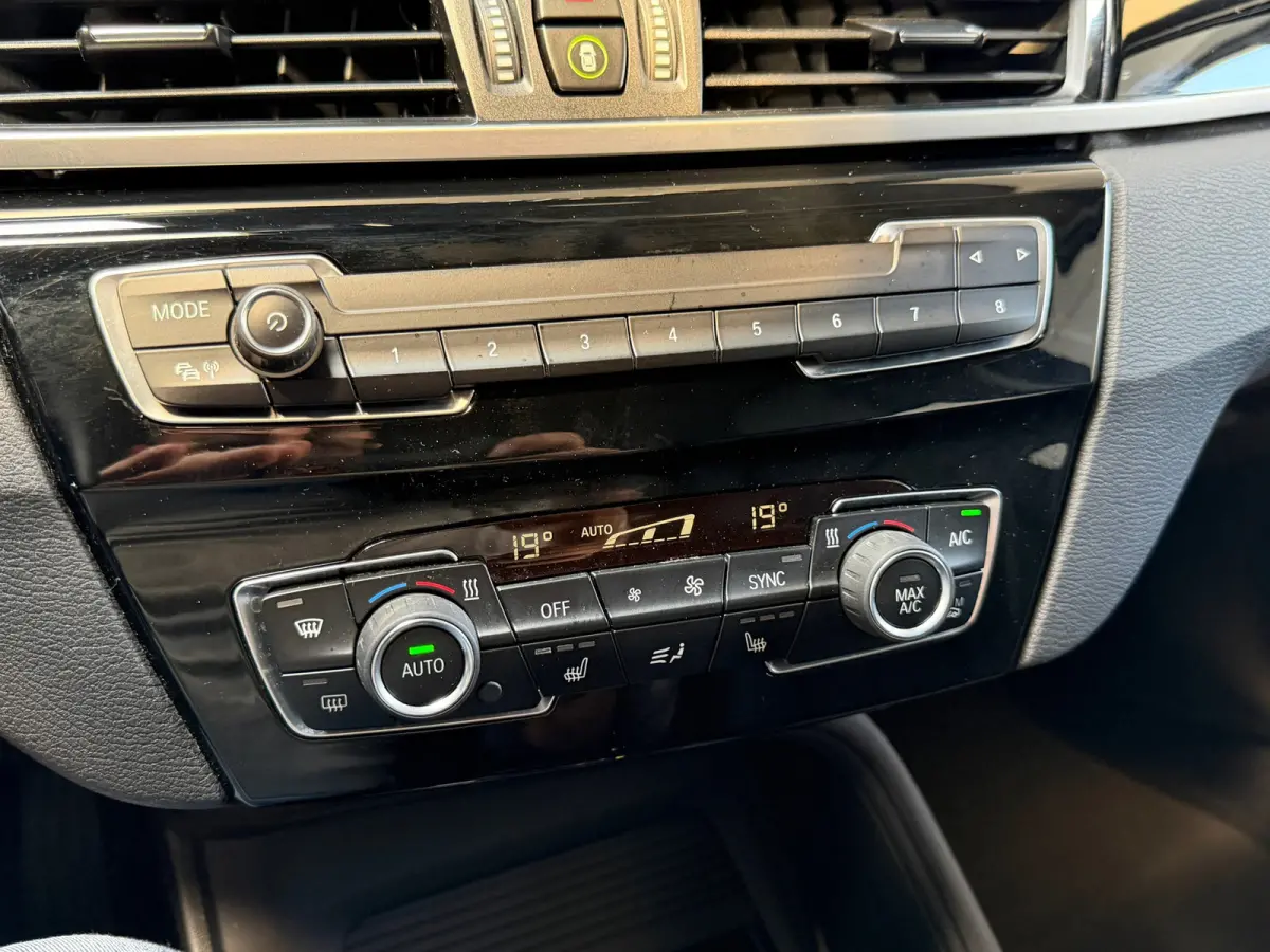 XDrive25e High Executive | HUD | Camera | Leder | Led | Stoelverwarming | Plug in Hybrid
