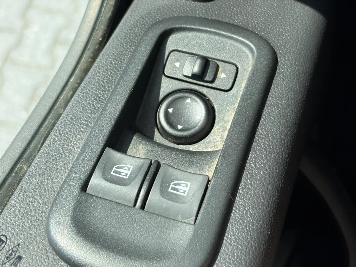 2.3 CDTI BiTurbo L2H2*CAM*CRUISE*A/C*HAAK*TEL*3P