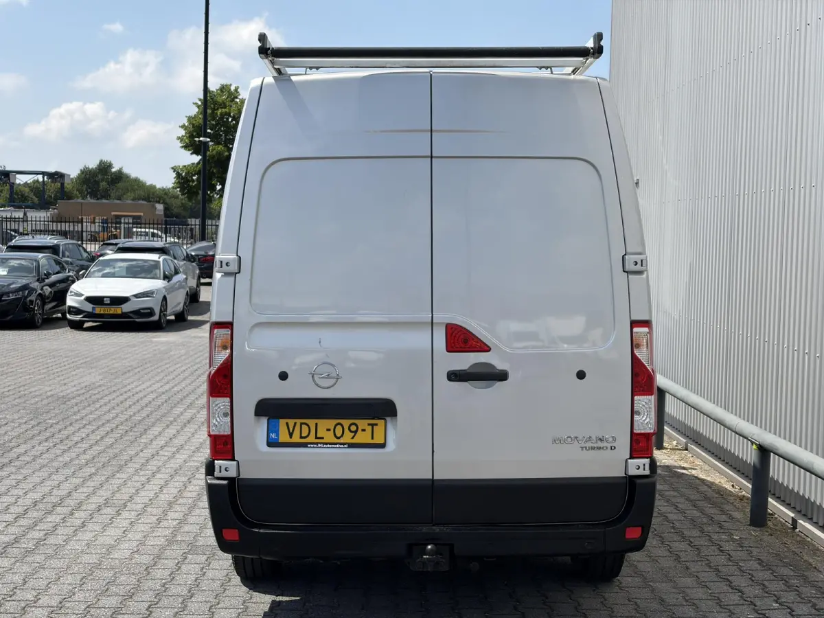 2.3 CDTI BiTurbo L2H2*CAM*CRUISE*A/C*HAAK*TEL*3P