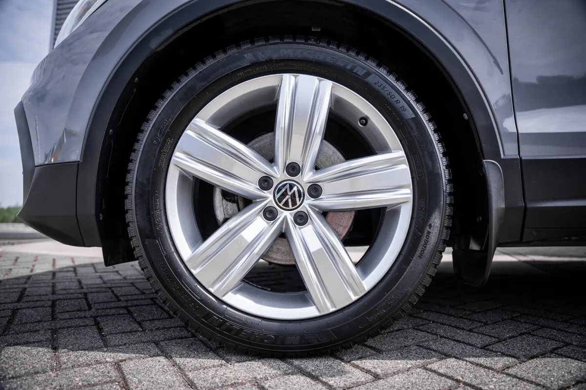 1.5 TSI 150PK DSG Life | 19 inch velgen met 4seizoenbanden  | Achteruitrijcamera | Stuurwiel verwarmd