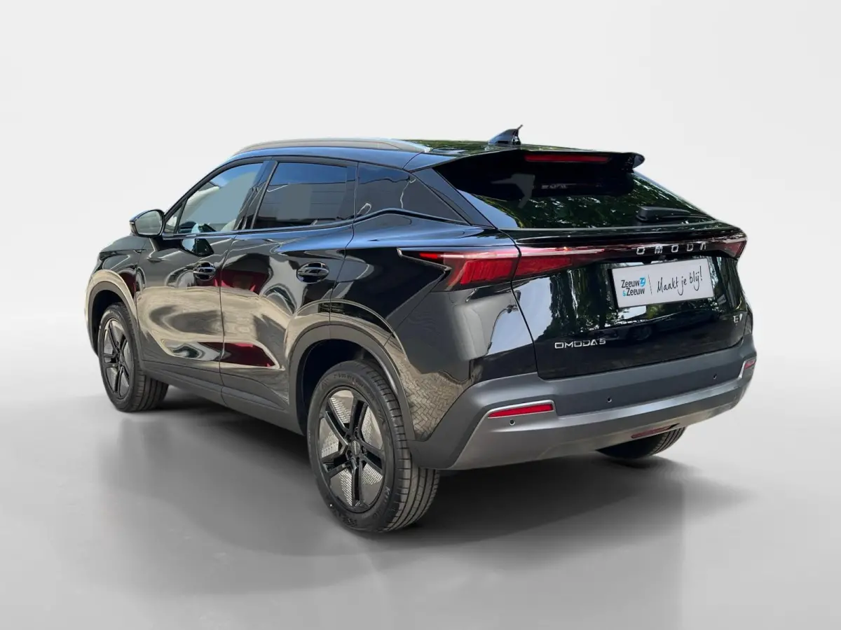 Premium 61 kWh | Nieuw uit voorraad leverbaar |360 camera | Leder | Stoelverwarming en stoelverkoeling | Carplay |