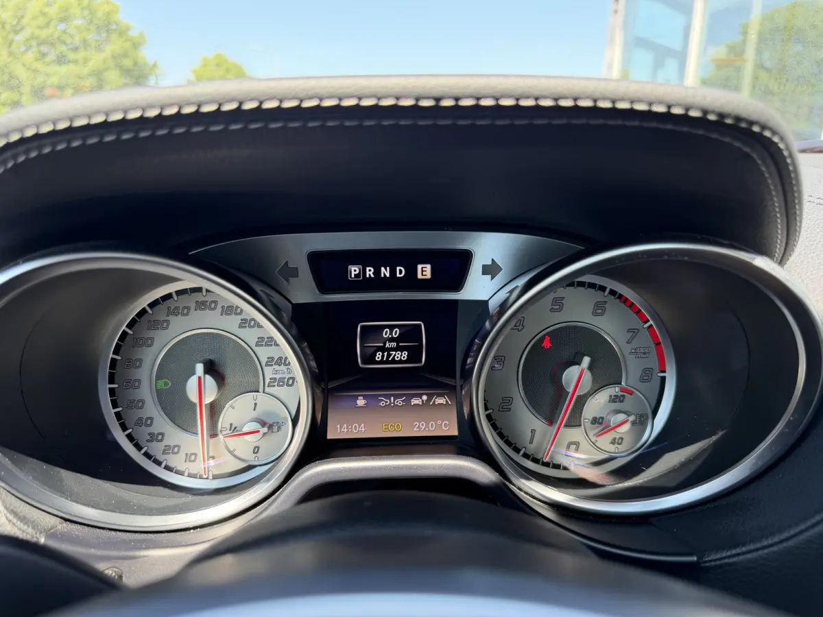 350 Alle opties Apple Carplay | Liefhebber
