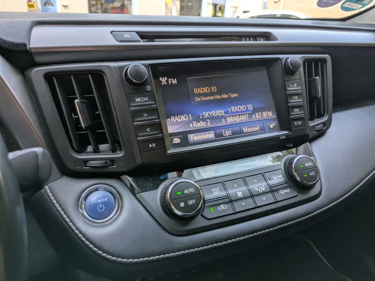 2.5 Hybrid AWD Dynamic|Camera|Elektr.Achterklep|Stoelverwarming|Trekhaak|Lane-Assist|1650KG Trekvermogen