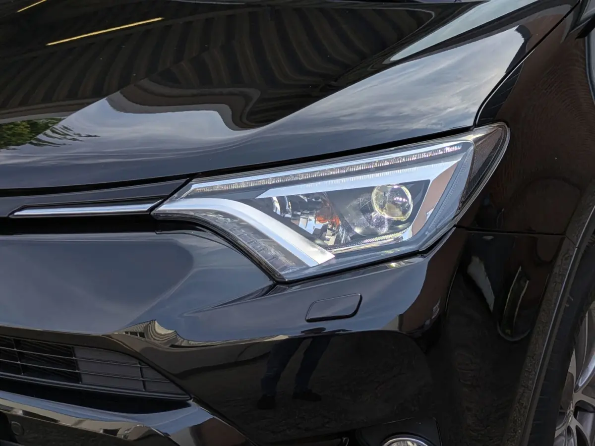 2.5 Hybrid AWD Dynamic|Camera|Elektr.Achterklep|Stoelverwarming|Trekhaak|Lane-Assist|1650KG Trekvermogen