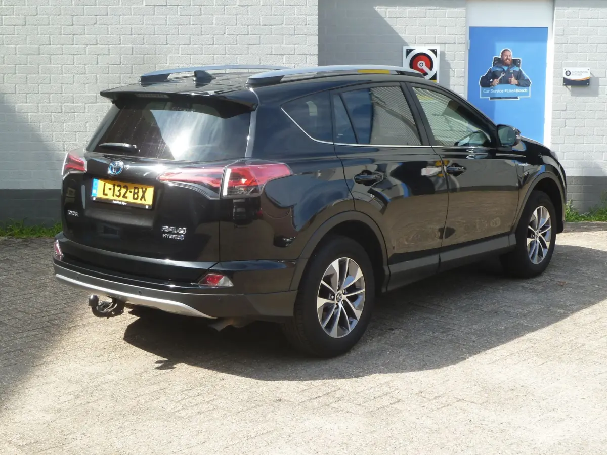 2.5 Hybrid AWD Dynamic|Camera|Elektr.Achterklep|Stoelverwarming|Trekhaak|Lane-Assist|1650KG Trekvermogen