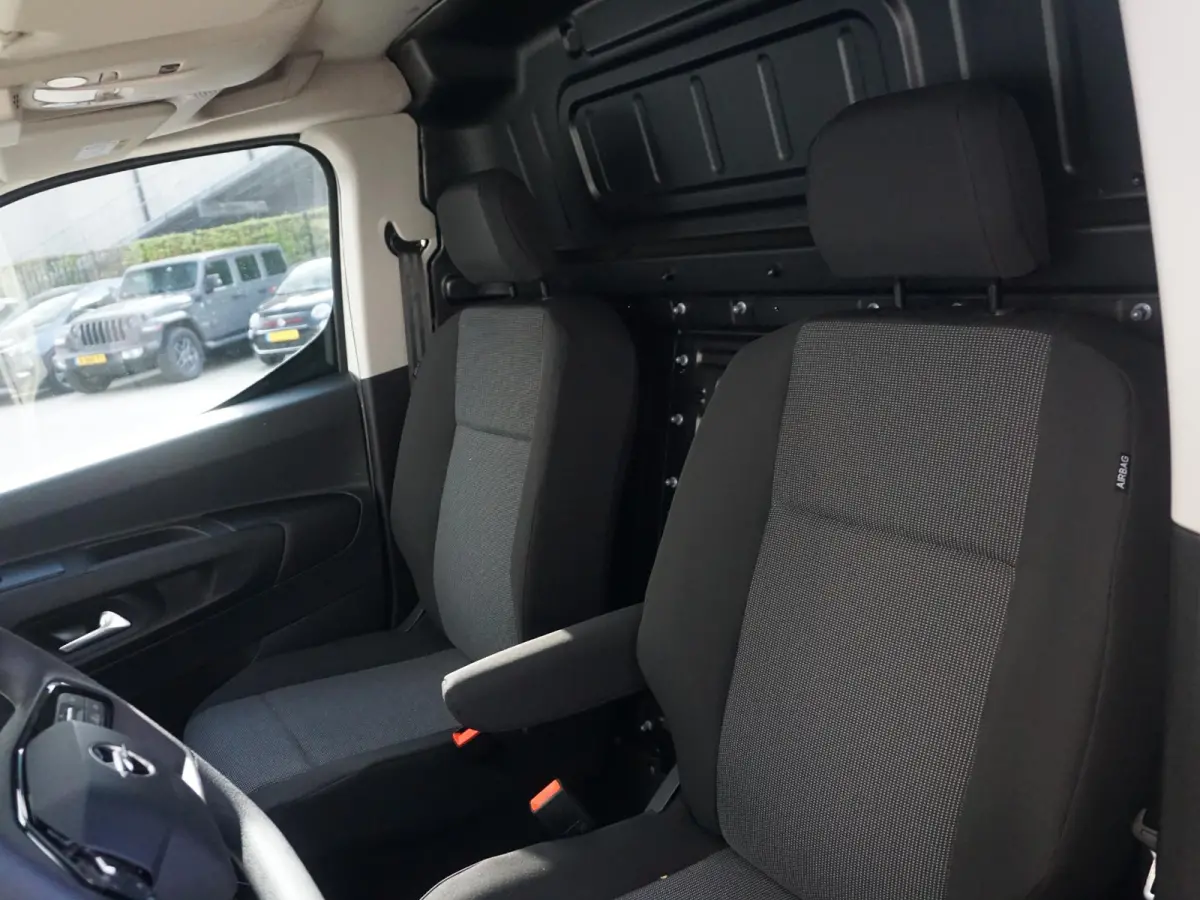 L1 50kWh | 0% rente | camera | Apple Carplay/Android Auto  | laadruimtebetimmering  | Comfort stoelen | rijklaarprijs