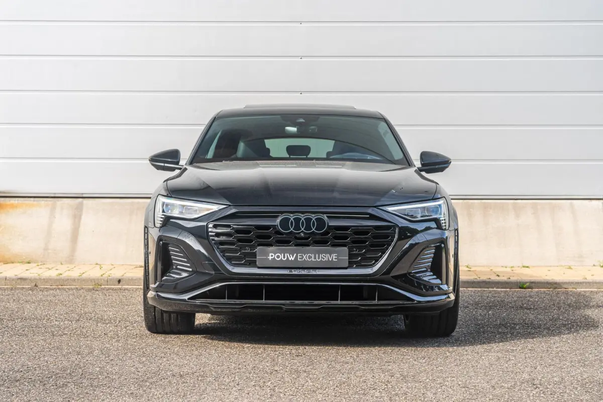 SQ8 503pk Quattro 115 kWh | Panoramadak | B&O Premium 3d | Elec. Sportstoel Plus | Keyless | Head-up | Leder | Trekhaak