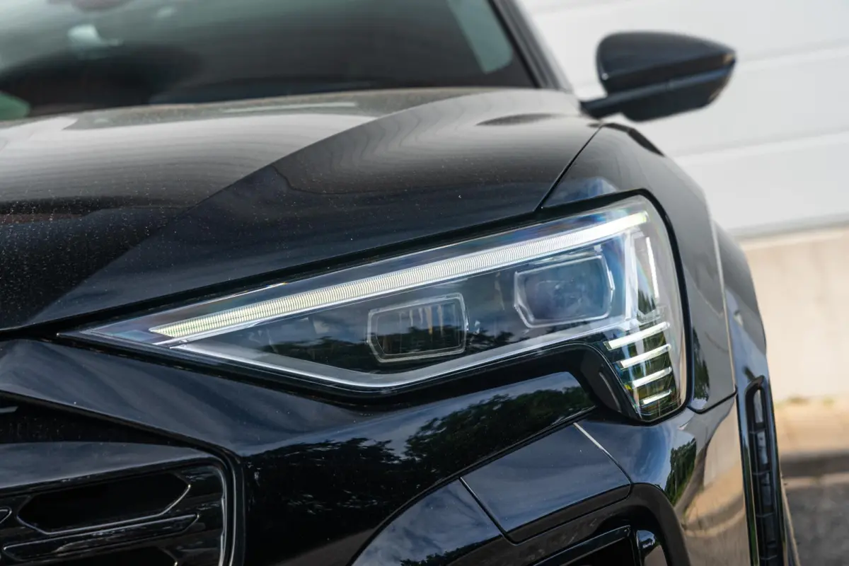 SQ8 503pk Quattro 115 kWh | Panoramadak | B&O Premium 3d | Elec. Sportstoel Plus | Keyless | Head-up | Leder | Trekhaak