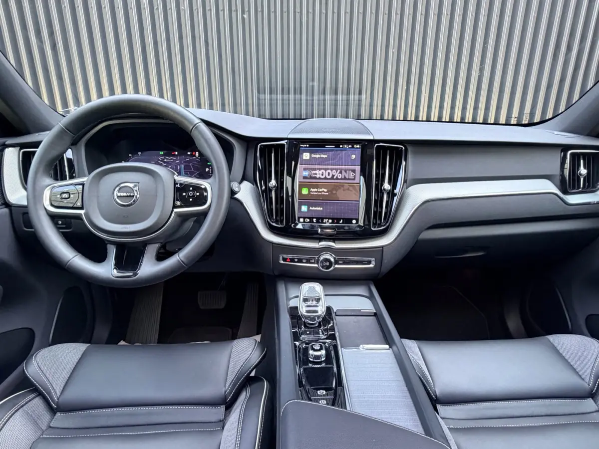 2.0 T6 Plug-in hybrid AWD Plus Black Edition | PANO | H/K | MEMORY | ACC | 21 INCH | 1E EIG | FABRIEKSGARANTIE