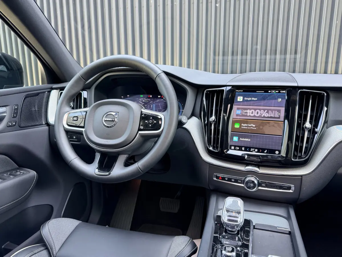 2.0 T6 Plug-in hybrid AWD Plus Black Edition | PANO | H/K | MEMORY | ACC | 21 INCH | 1E EIG | FABRIEKSGARANTIE