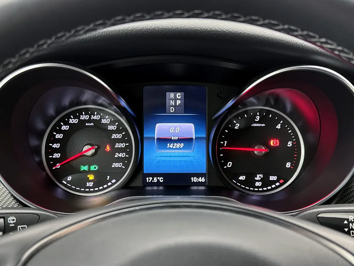 250d 4-MATIC L3 XL AMG 6-persoons Elektrische schuifdeuren Distronic Burmester Trekhaak afneembaar 2500kg