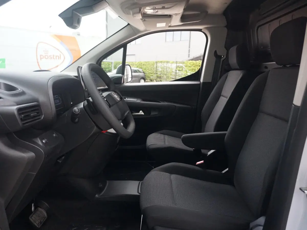 L1 50kWh | 0% rente | camera | Apple Carplay/Android Auto  | laadruimtebetimmering  | Comfort stoelen | rijklaarprijs